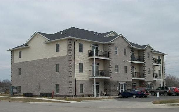 exterior, 3rd floor location