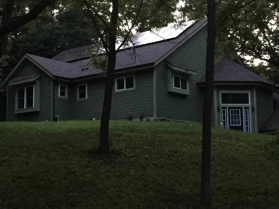 16940 W Shadow Dr