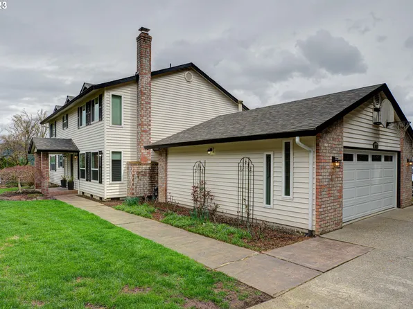 1619 SE Sandy Dell Rd, Troutdale, OR 97060