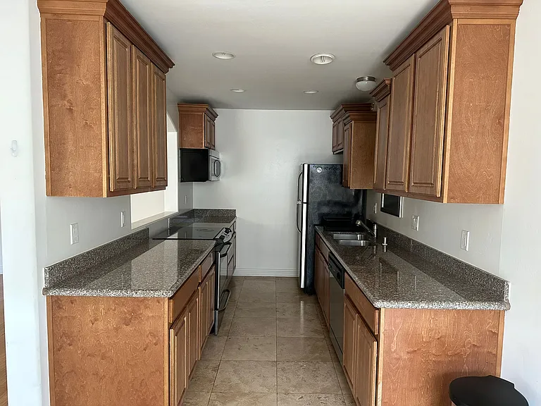 4111 Illinois St #103 — Photo 6