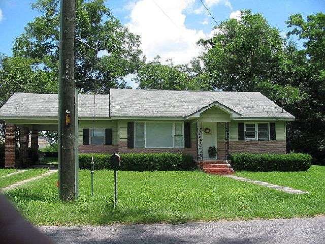 1st image of 109 E Stanfill St