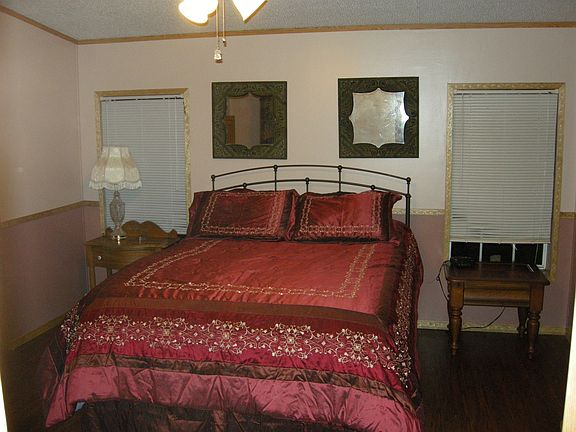 Master bedroom1