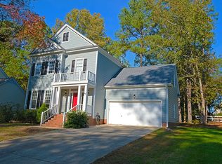 5037 Denham Ct, Raleigh, NC 27613