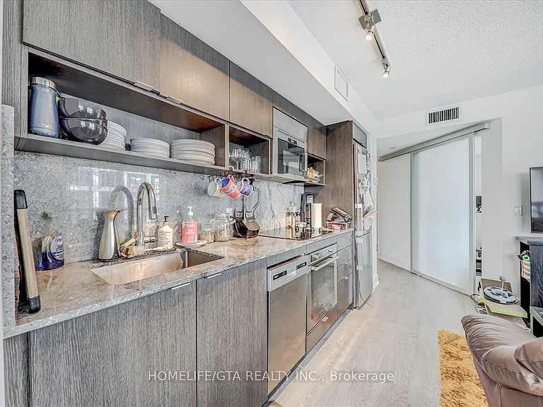 7 Mabelle Ave #2302 — Photo 14