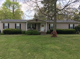 5270 Pickering Rd, Clarksville, TN 37043