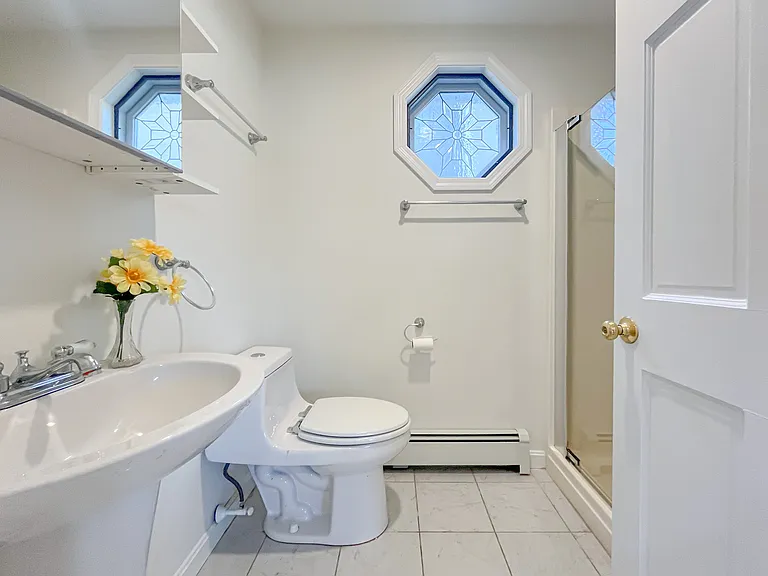 22 Crescent Ave — Photo 38