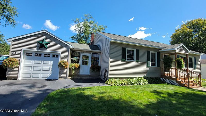 2nd image of 384 W. Maple Street