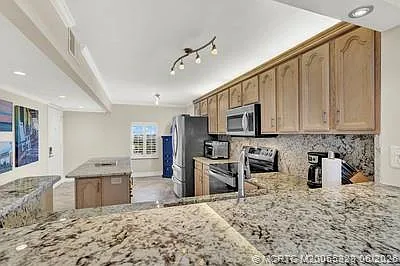 10980 S Ocean Dr #611 — Photo 14