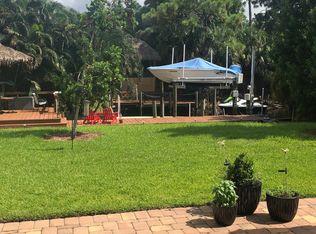 16 SW Cabana Point Cir, Stuart, FL 34994