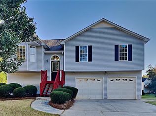 338 River Trace Dr, Villa Rica, GA 30180