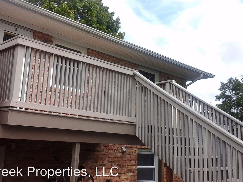 2nd image of 313 12th St APT 4