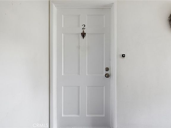 3rd image of 511 E Maple St