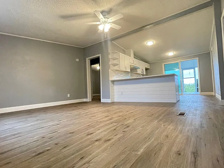 17432 Palm Dr — Photo 4