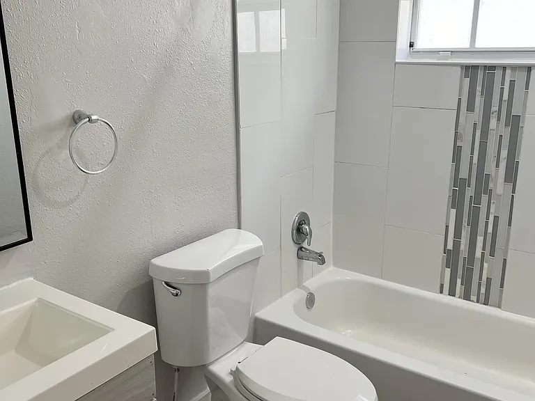 1436 Holly Heights Dr #3 — Photo 7