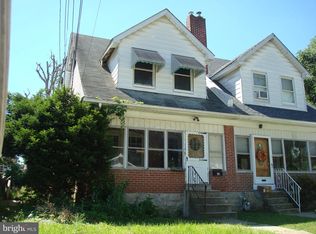 810 Bartram Ave, Collingdale, PA 19023