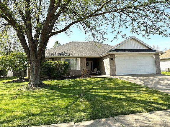2nd image of 704 Ames Dr