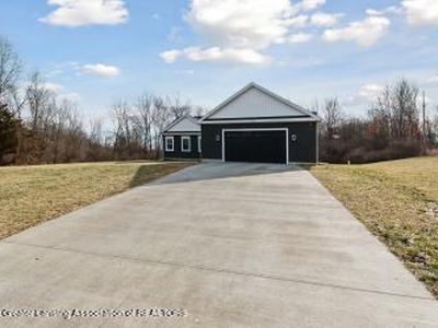 7732 E River Rd, Battle Creek, MI, 49014