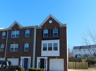 211 Dundee Pl, Fredericksburg, VA 22405