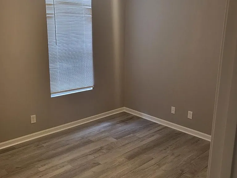152 Pawnee Rd — Photo 12