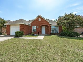 608 Brenna Rd, Waxahachie, TX 75165