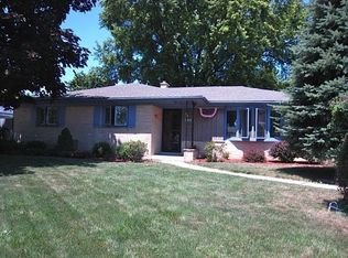 1312 Graceland Ave, Racine, WI 53403