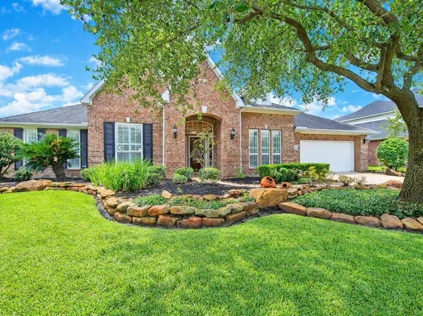 12619 Wandering Streams Dr, Tomball, TX 77377