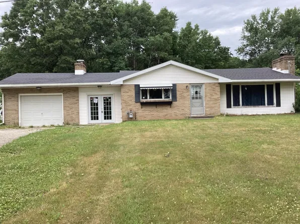 900 Byfield Dr, Harrison, MI 48625