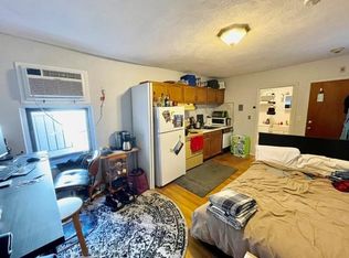 57 Salem St #S-3F, Boston, MA 02113