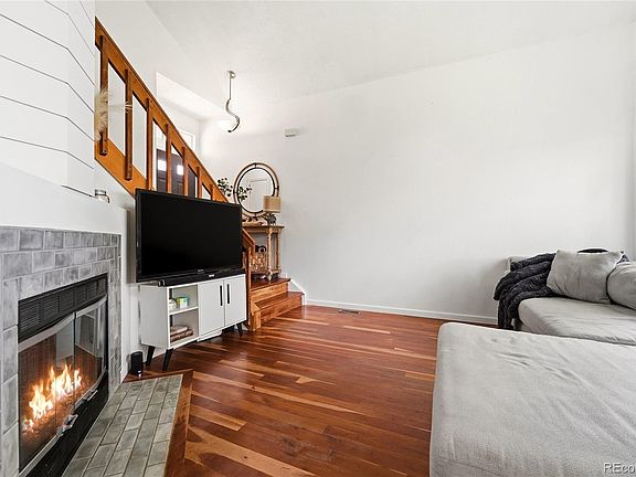 5th image of 8908 Cloverleaf Circle
