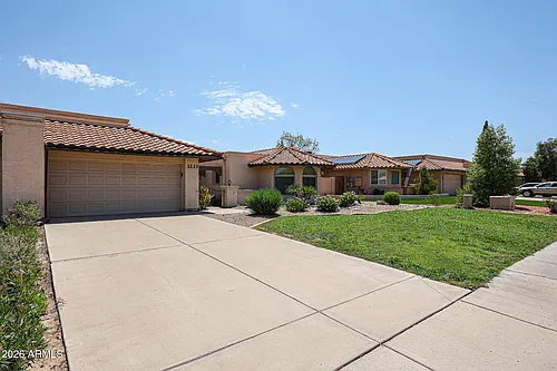 3233 E Desert Cove Ave Photo 1