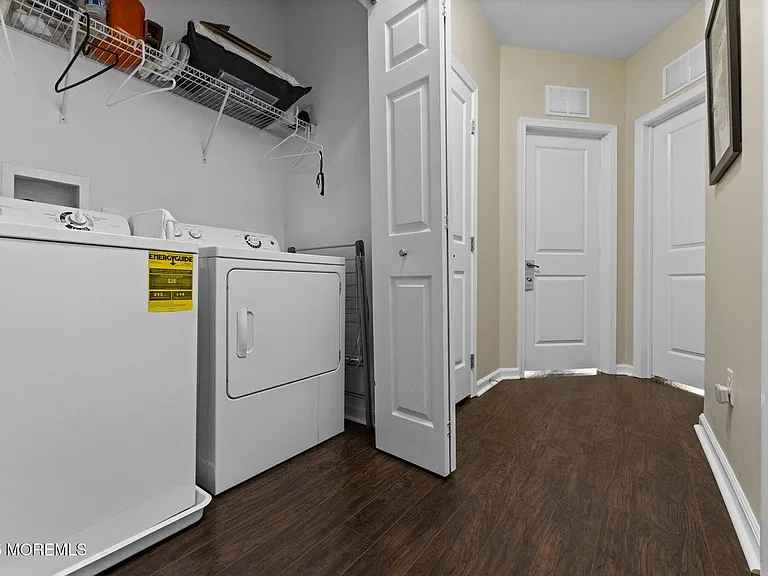 36 Kyle Dr — Photo 10