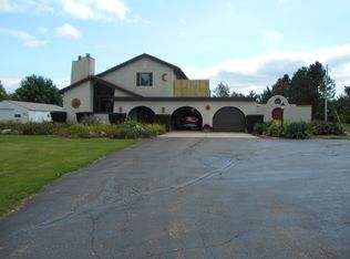 1655 W Round Lake Rd, Dewitt, MI 48820