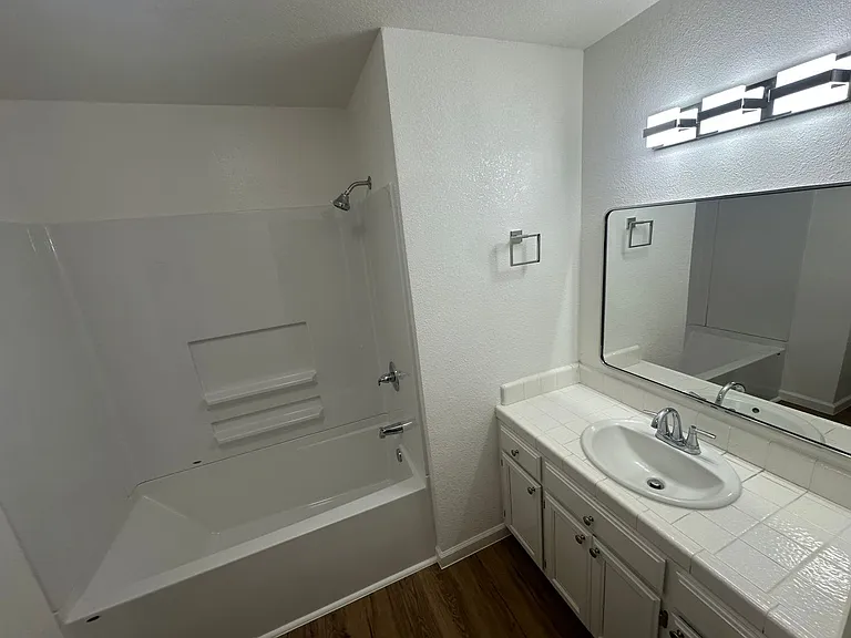 547 De Leon Dr — Photo 26