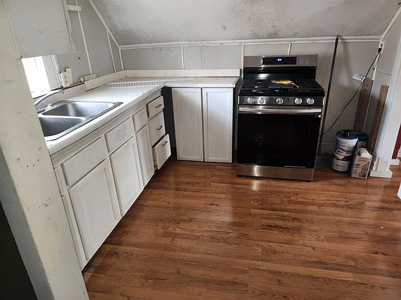 4th image of 603 23rd Ave SW