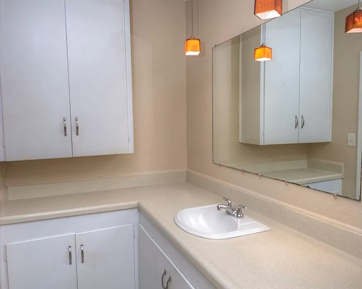 2614 Little John Ln — Photo 12