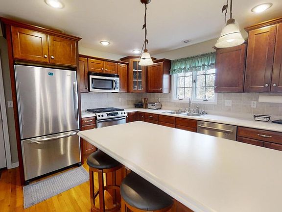 5th image of 72 Egs Blvd Lot 1