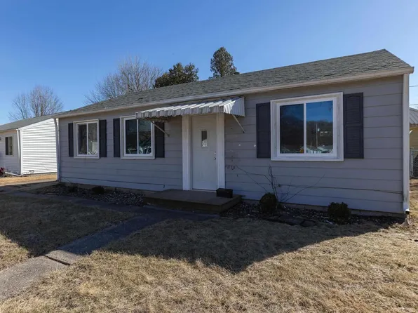 3806 10th Ave, Moline, IL 61265