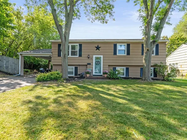 99 Hildegarde Rd, Rochester, NY 14626