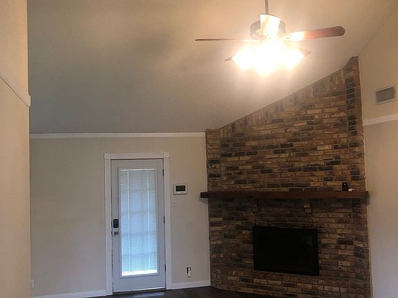 3rd image of 2400 Friar Tuck Ln