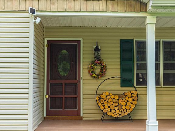 3rd image of 596 Joseph Chadderdon Road