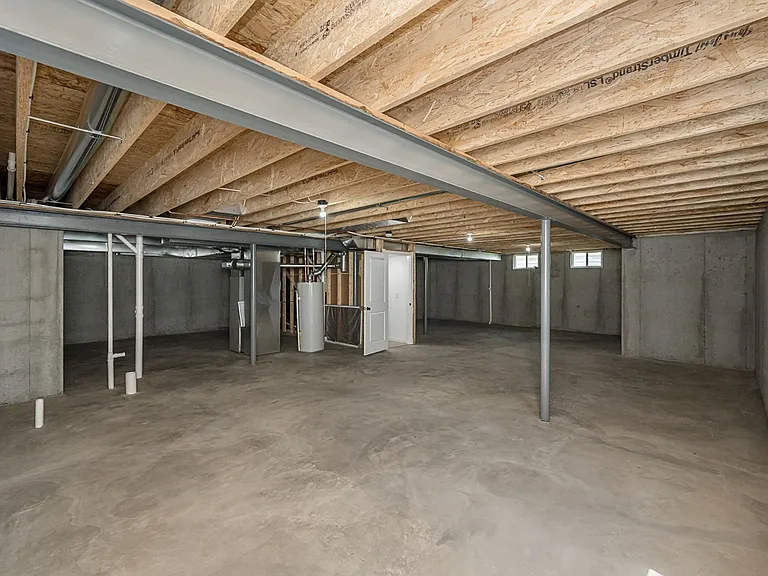223 Randlin Dr — Photo 41