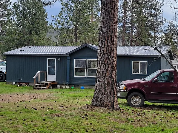 805 Couch Ave, Wallowa, OR 97885
