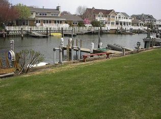 31 Walnut Rd, Ocean City, NJ 08226