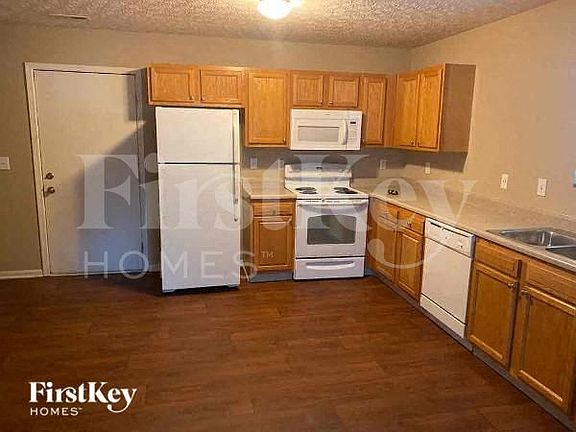 5th image of 4007 Summerstone Dr
