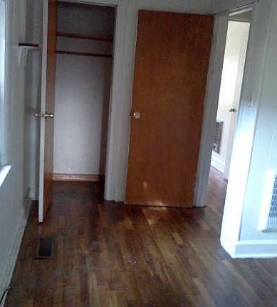 2805 Gray St. - BR 1