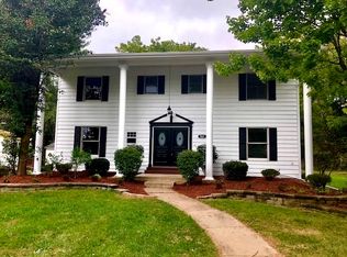 523 E Main St, Plano, IL 60545