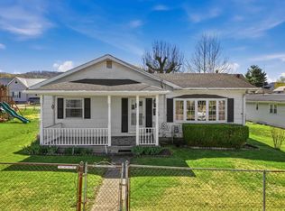 208 Stephens Street, Paden City, WV