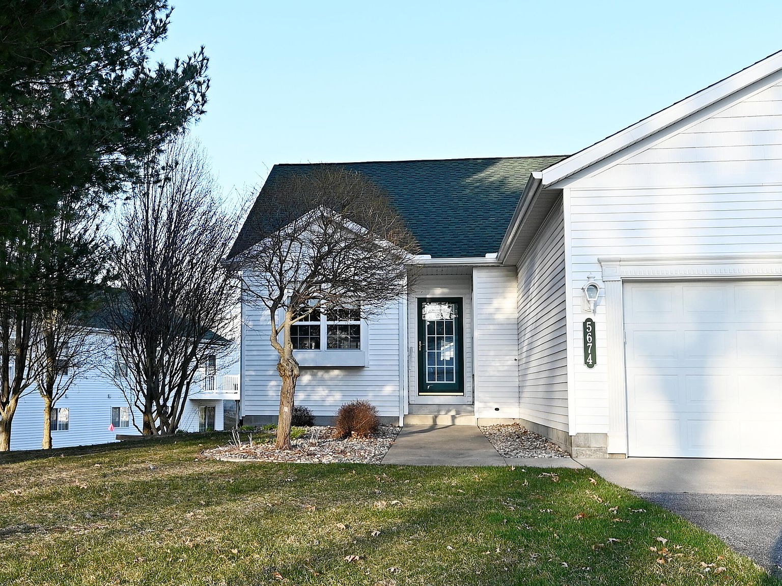 5674 Fairview Ct 35, Fruitport, MI 49415 Zillow