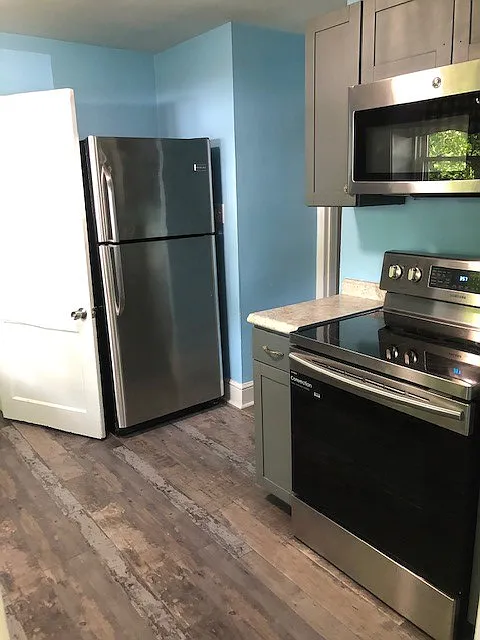 4 bed, 1.5 bath, 1628 sqft, $1,550 — Photo 3