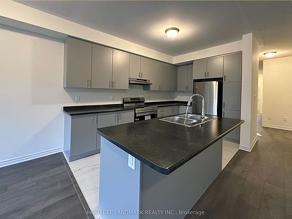 5th image of 41 Sapphire Way